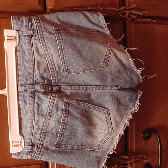 Distressed Fringe Shorts - Picture 4 of 4